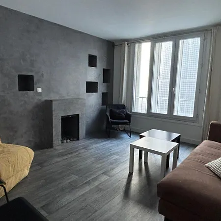 Apartment App Centre-ville Pres Du Chateau, Grand *